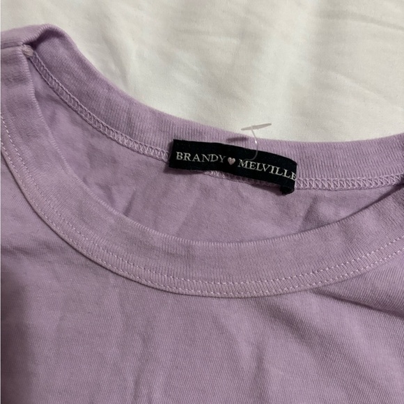 Brandy Melville tee - Picture 2 of 3